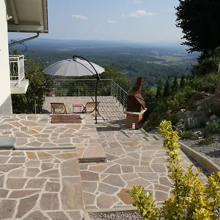 Počitniška hiša Vineyard Skyview *